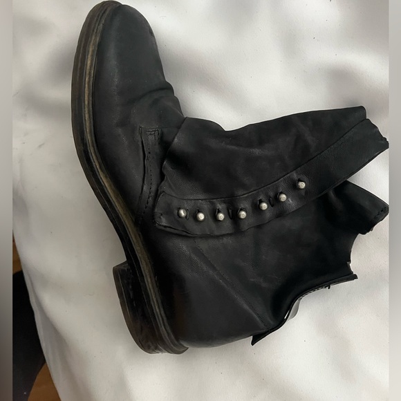 AS98 black leather moto boot good condition; lots of life left - Picture 2 of 5